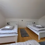 Sobe Zizi Jajce
