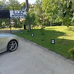 Nocleg ze śniadaniem Sobe Zizi 3*