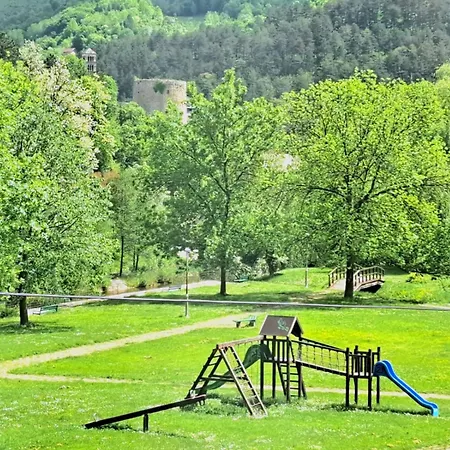 Sobe Zizi Jajce