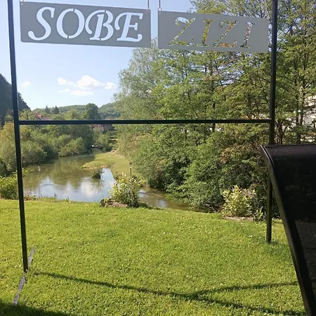 Sobe Zizi Jajce
