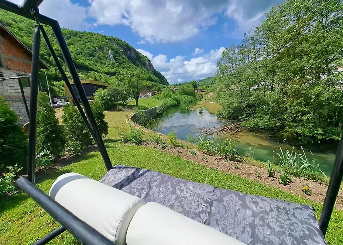 Sobe Zizi 3* 亚伊采