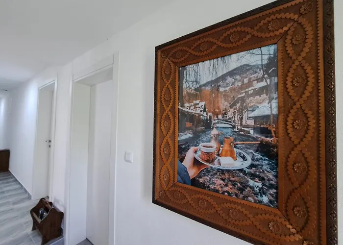 Sobe Zizi 住宿加早餐酒店 亚伊采